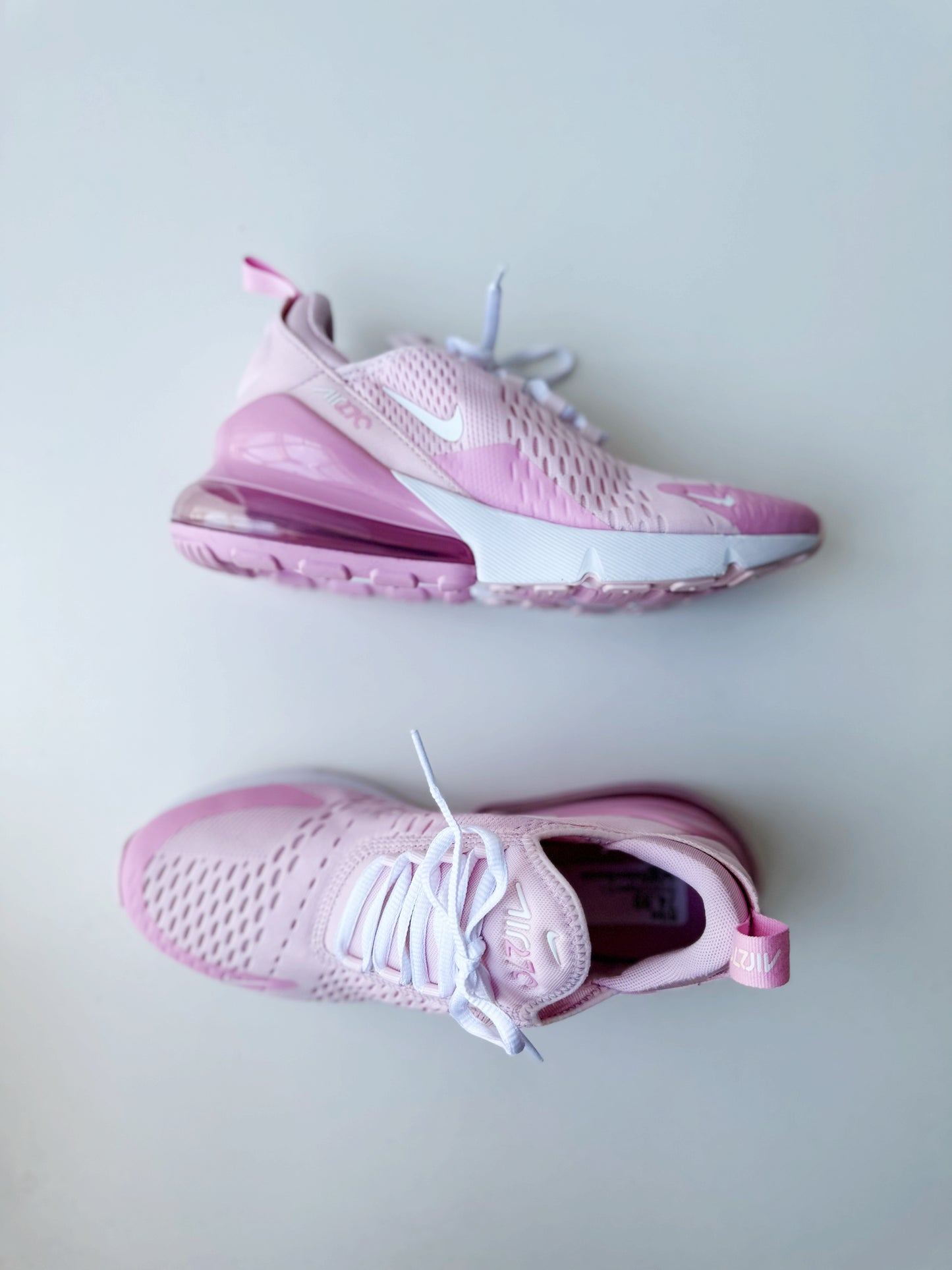 Nike Air Max 270 (6.5Y/W8)